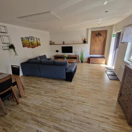 Restaurace U Mateje B&B Nove Mesto pod Smrkem Exterior foto